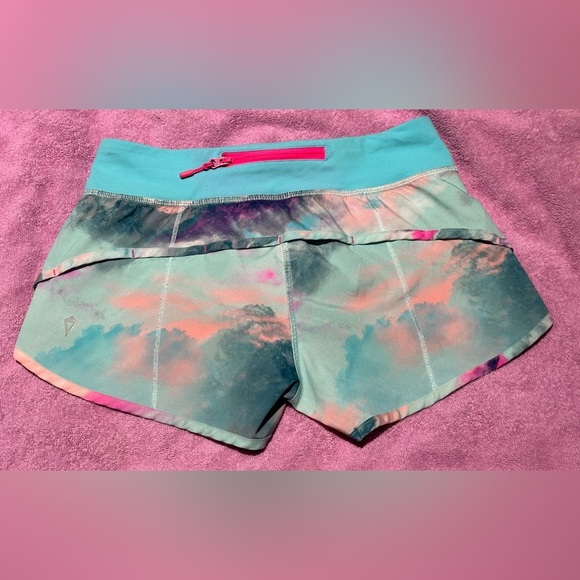Ivivva: Girls Shorts- Size 12 - Picture 2 of 9